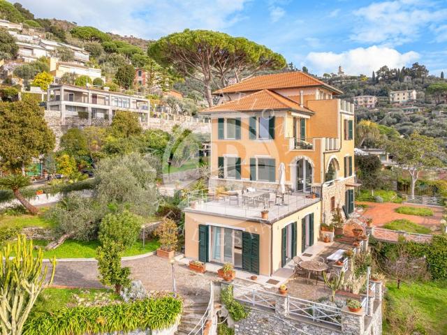Villa Indipendente in vendita a Recco, Liguria
