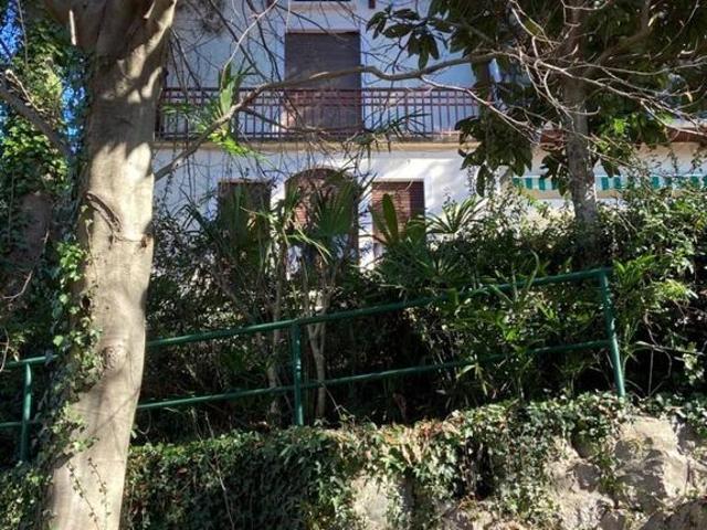 Villa Indipendente in vendita a San Fermo Della Battaglia, Lombardia
