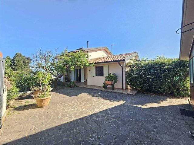 Villa Indipendente in vendita a San Vincenzo, Toscana