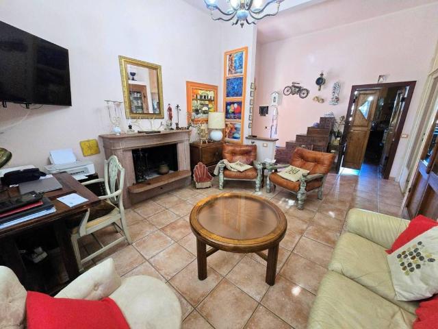 Villa Indipendente in vendita a San Vincenzo, Toscana