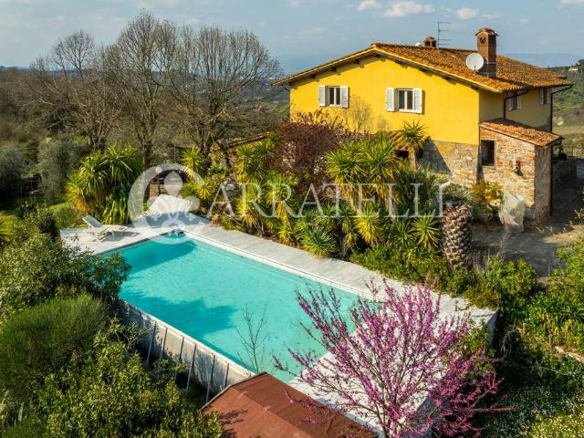 Villa Indipendente in vendita a San Martino alla Palma, Scandicci