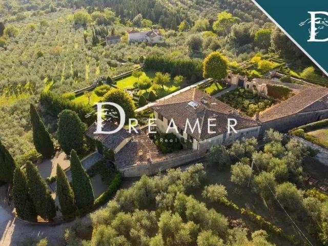 Villa Indipendente in vendita a Serpiolle, Firenze