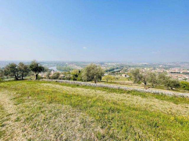 Villa Indipendente in vendita a Nord-Ovest, Brenzone