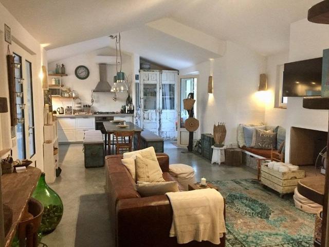 Villa Indipendente in vendita a Rudalza, San Pantaleo