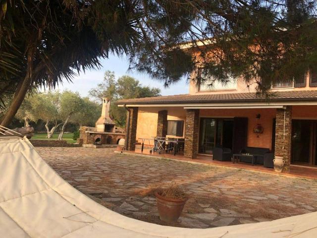 Villa Indipendente in vendita a Caniga, Cala Di Volpe