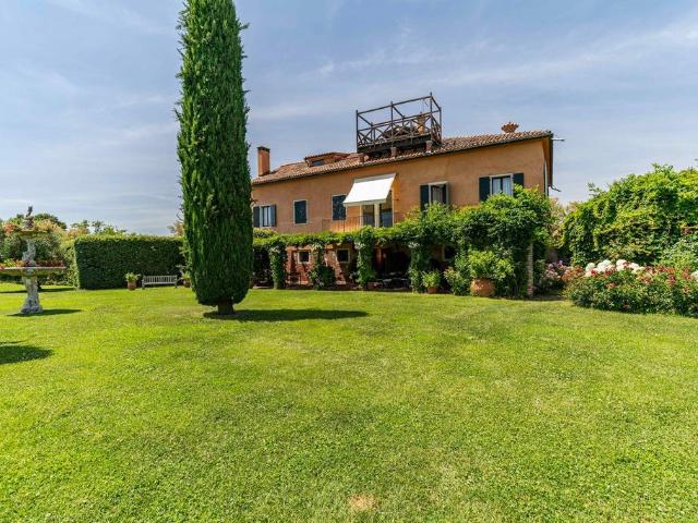 Villa Indipendente in vendita a Campello Sul Clitunno, Umbria