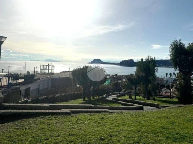 Villa Indipendente in vendita a Toiano, Pozzuoli