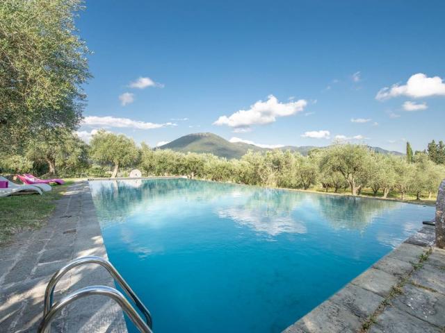 Villa Indipendente in vendita a Vecchiano, Toscana