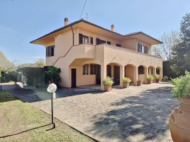 Villa Indipendente in vendita a Crespina Lorenzana, Crespina