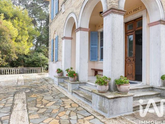 Villa Indipendente in vendita a Marche, Ancona