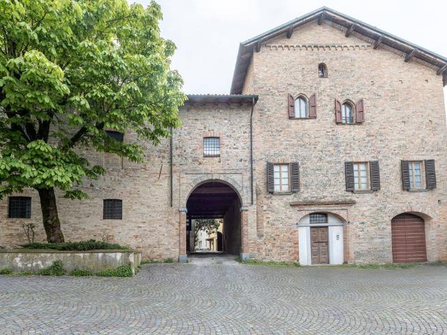 Villa Indipendente in vendita a Marcadello, Montù Beccaria