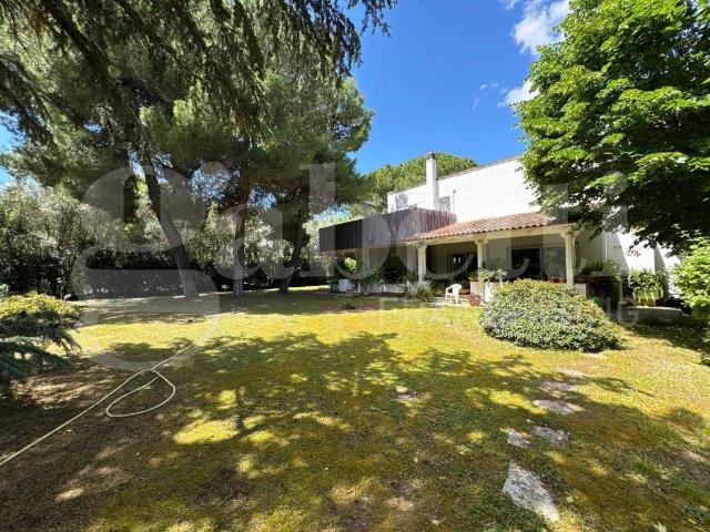 Villa Indipendente in vendita a Puglia, Bari