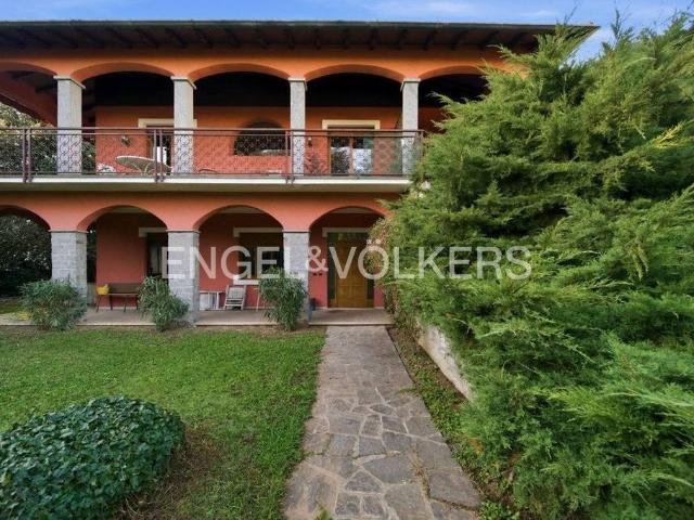Villa Indipendente in vendita a Uboldo, Lombardia