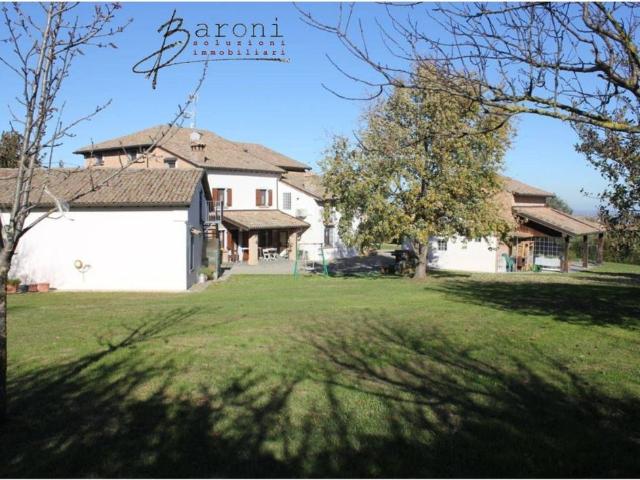 Villa Indipendente in vendita a Fidenza, Reggio Emilia