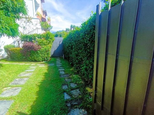 Villa Indipendente in vendita a Montignoso, Massa