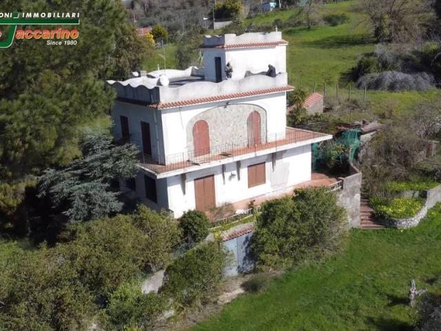 Villa Indipendente in vendita a Massa Lubrense, Campania