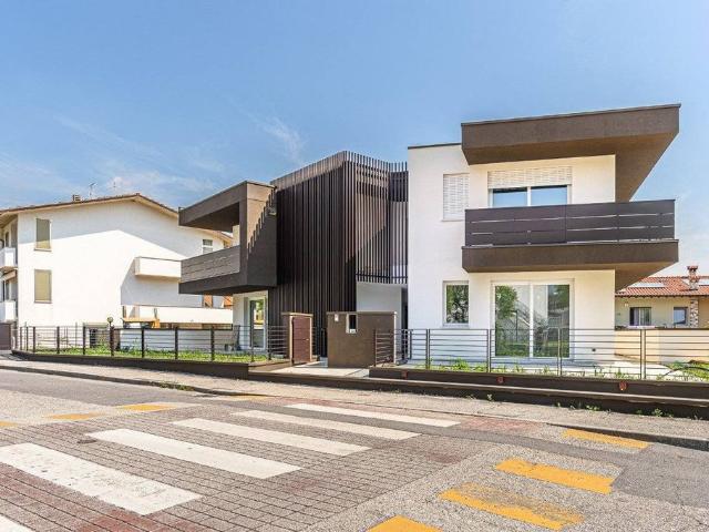 Villa Indipendente in vendita a Schio, Veneto