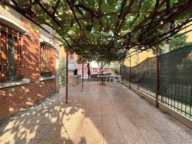Villa Indipendente in vendita a Borgo Primavera, Cinisello Balsamo