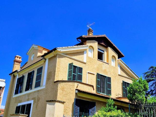 Villa Indipendente in vendita a Monte Sacro, Roma