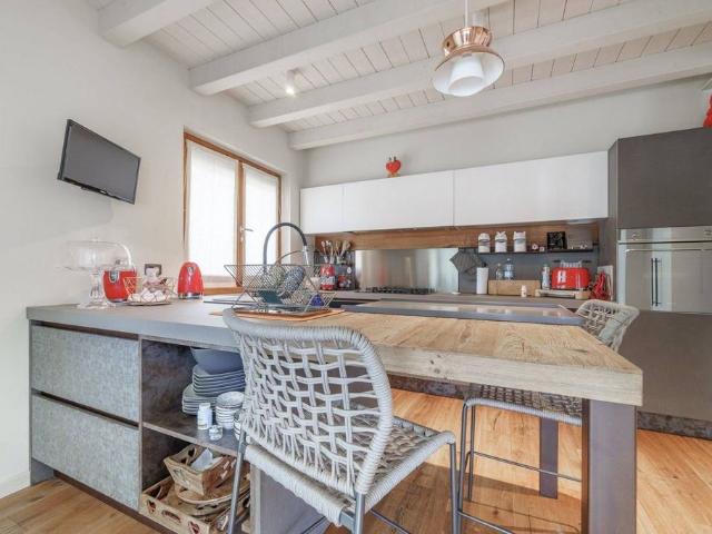 Villa Indipendente in vendita a Dorga, Castione Della Presolana