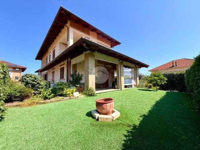 Villa Indipendente in vendita a Unione Montana di Comuni delle Valli di Lanzo, Ceronda e Casternone, Piemonte