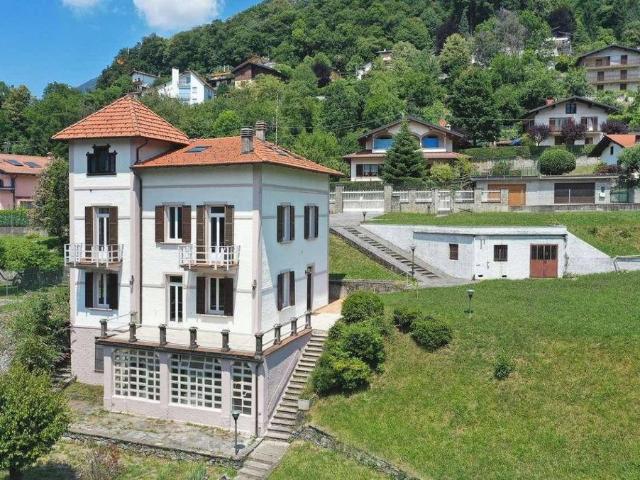 Villa Indipendente in vendita a Biazzeno, Dizzasco