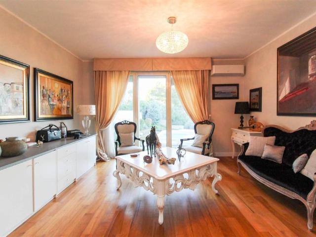 Villa Indipendente in vendita a Savolano, Livorno