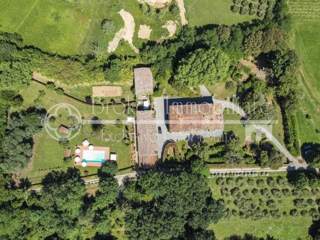 Villa Indipendente in vendita a Capannori, Toscana