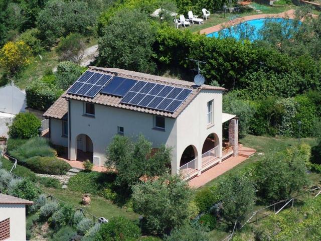 Villa Indipendente in vendita a Montopoli In Val D'arno, Toscana