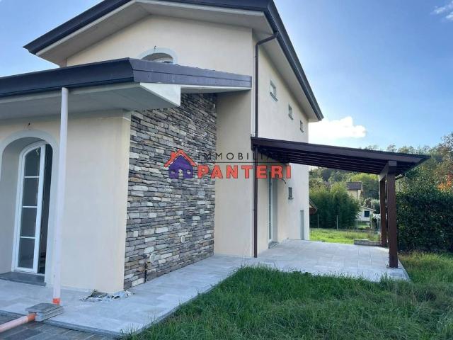 Villa Indipendente in vendita a Tofori, Capannori