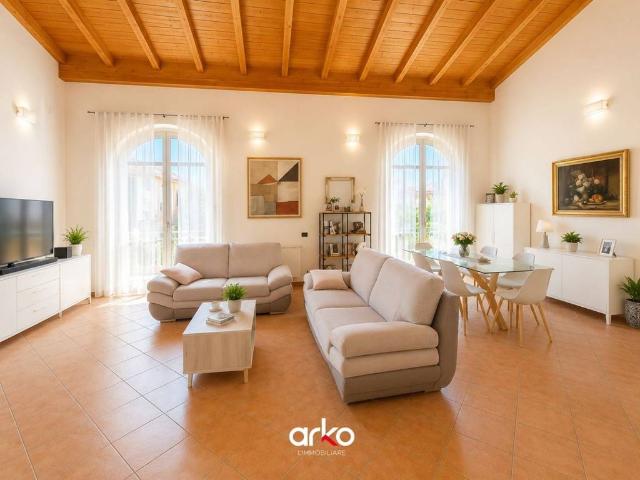 Villa Indipendente in vendita a Tavazzano, Tavazzano Con Villavesco