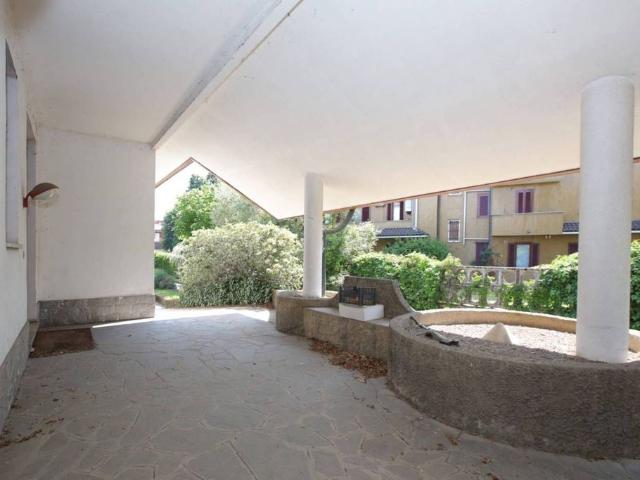 Villa Indipendente in vendita a Cornaredo, Lombardia