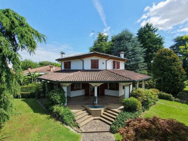 Villa Indipendente in vendita a Selvazzano Dentro, Veneto