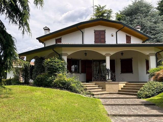 Villa Indipendente in vendita a Selvazzano Dentro, Veneto