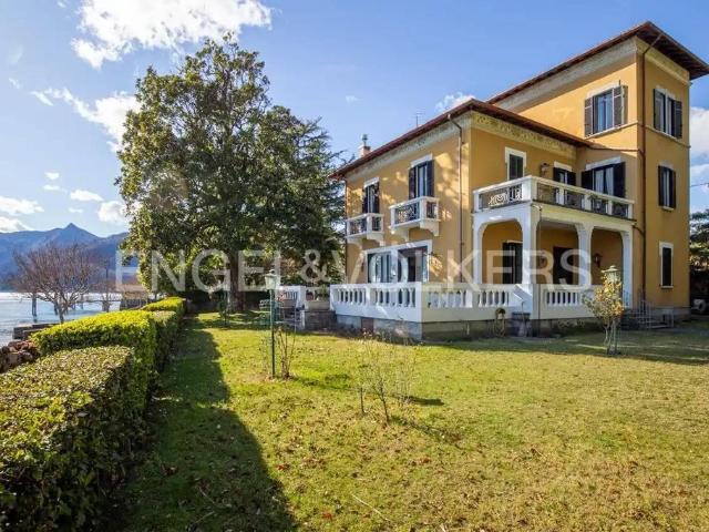 Villa Indipendente in vendita a Comunità Montana Valli del Verbano, Maccagno