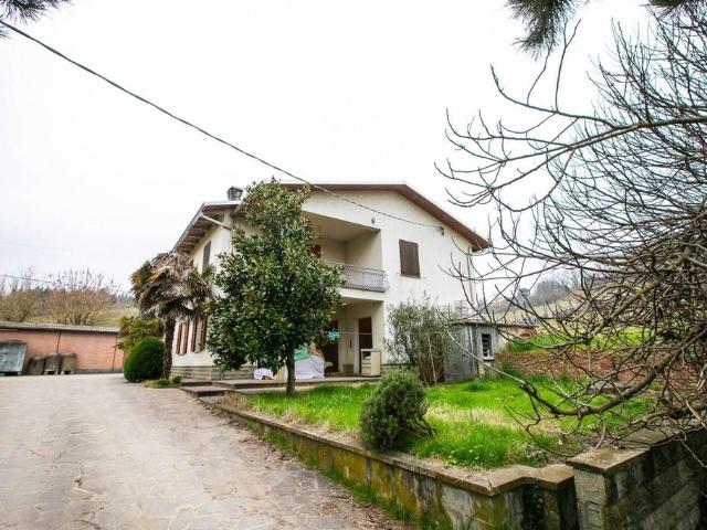 Villa Indipendente in vendita a Nuovo Circondario Imolese, Imola