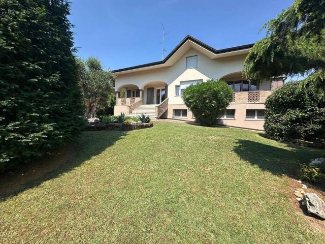 Villa Indipendente in vendita a Tresinaro - Secchia, Re