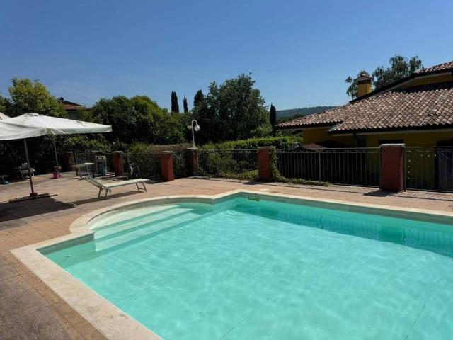 Villa Indipendente in vendita a Farra D'isonzo, Friuli-Venezia Giulia