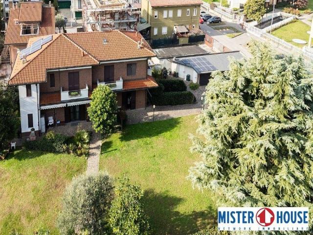 Villa Indipendente in vendita a Muggiò, Lombardia