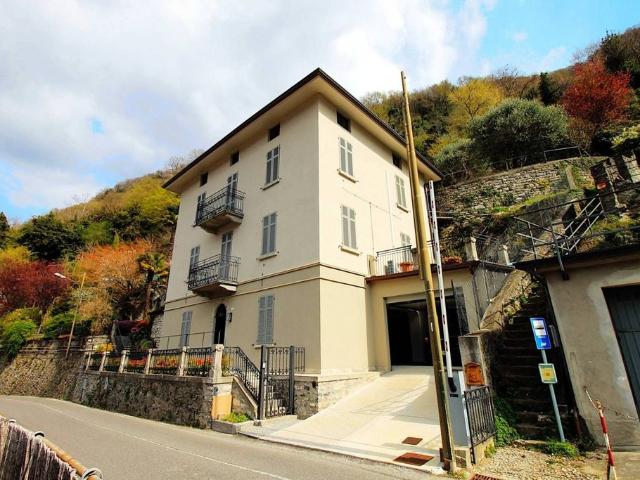 Villa Indipendente in vendita a Nesso, Lombardia