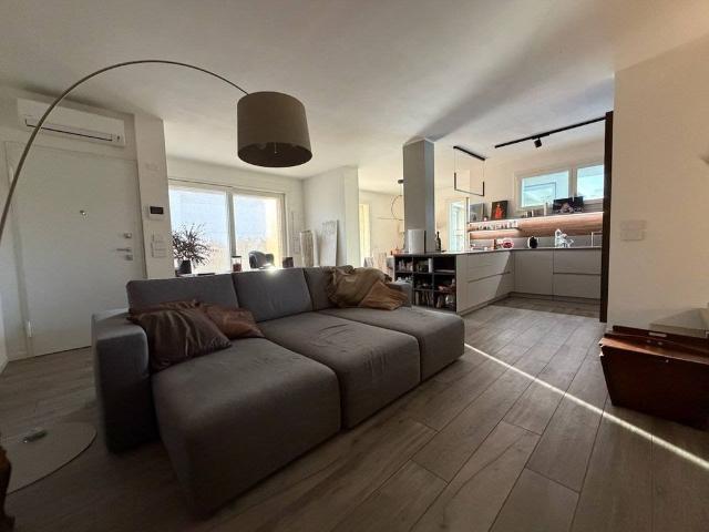 Villa Indipendente in vendita a Pralungo, Selvazzano Dentro