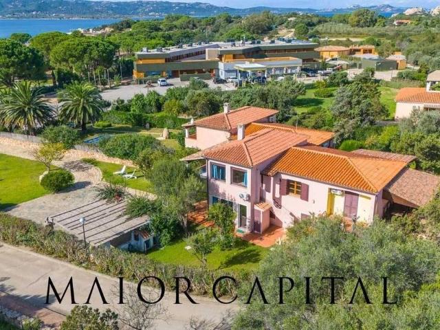 Villa Indipendente in vendita a Alzachèna/Arzachena, Arzachena