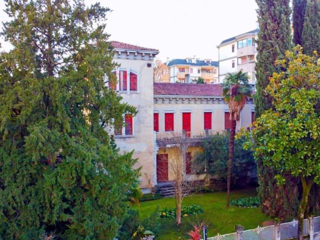 Villa Indipendente in vendita a Topaligo, Sacile