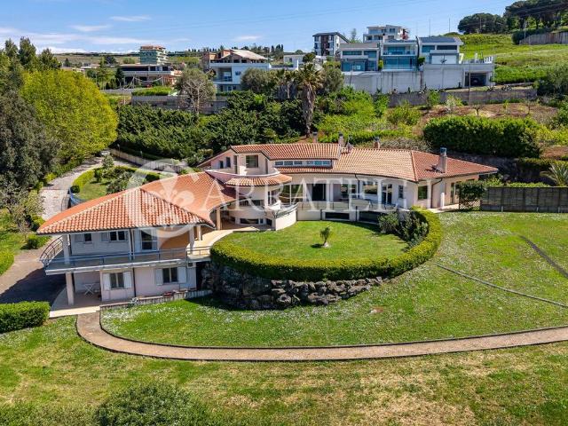 Villa Indipendente in vendita a Calabria, Vibo Valentia