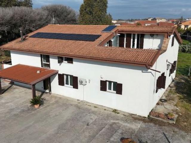 Appartamento in vendita a Scatozza, Castel Volturno