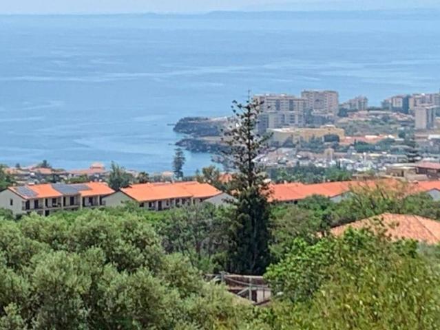 Villa Schiera in vendita a Picanello-Ognina-Barriera-Canalicchio, Catania