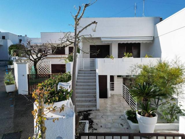 Villa Schiera in vendita a Capitolo, Puglia