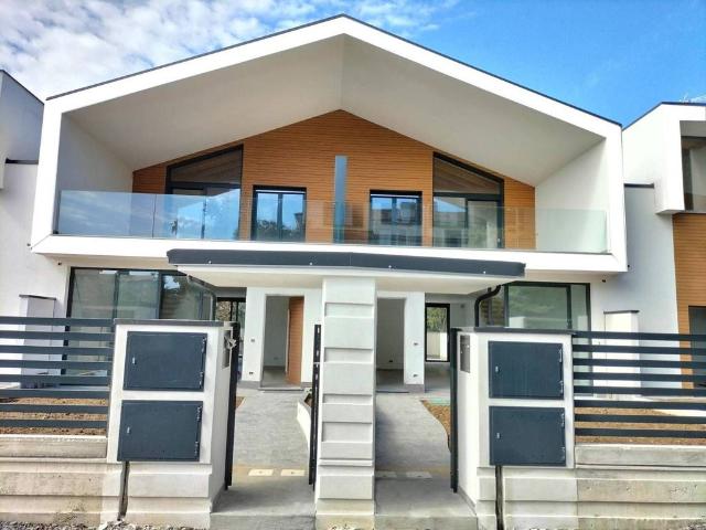 Villa Indipendente in vendita a Oldaniga, Vimercate