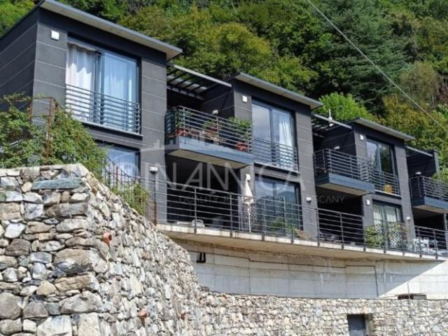 Appartamento in vendita a Nesso, Lombardia
