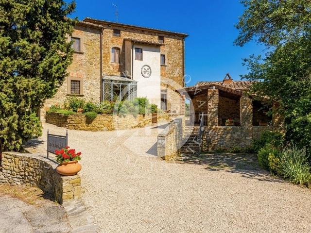 Rustico in vendita a Castiglion Fiorentino, Toscana